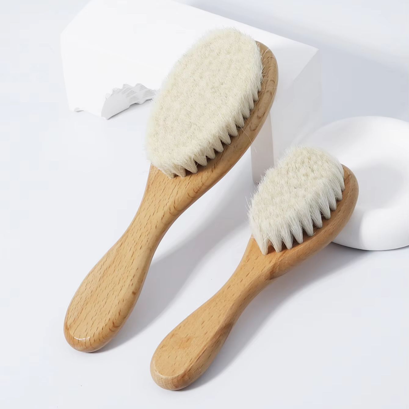 แปรงขนแพะนุ่มพิเศษพร้อมด้ามจับ - Hair Care Essential บทวิจารณ์และราคา
